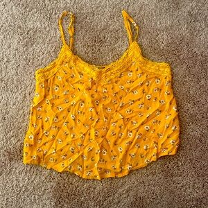 Hollister Flower Top